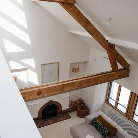 Spacious Family Walk To Sleeps 10 빌라 *