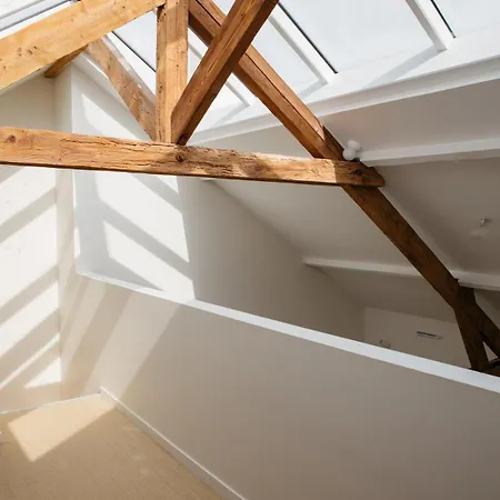 Spacious Family Walk To Sleeps 10 *