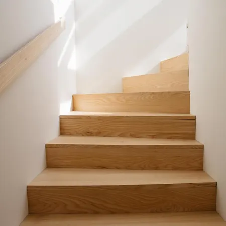 Spacious Family Walk To Sleeps 10 빌라